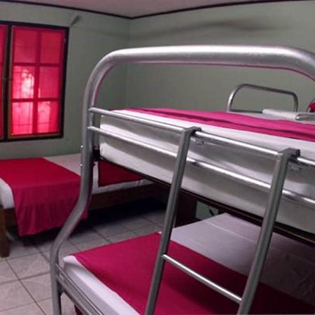 Cabinas Smith Cahuita Room photo